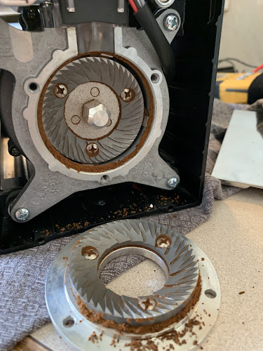 Coffee Saviour Repairs-Melbourne Coffee machine repairs and services near me. Coffee grinders and coffee roasters in Maribyrnong