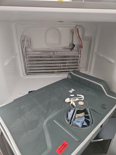 Elite Fridge Repairs in Salisbury South