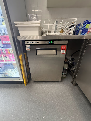 Fridges R Us Commercial Fridge Repairs Sydney in Surry Hills