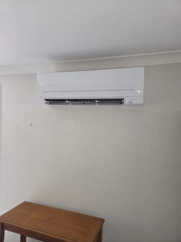 Halls Home Appliances & Air Conditioning in Corlette