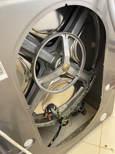 Smith & Campbell Appliance Repairs in Golden Square