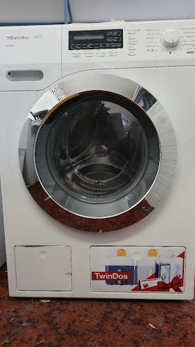 SMS Electronics in Chadstone