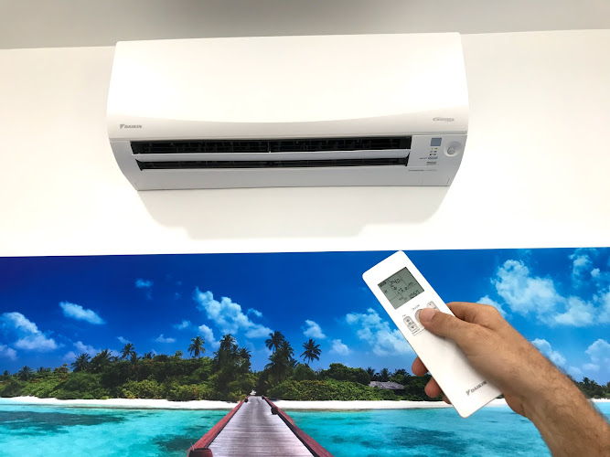 Soaps Electrics Air & Ice in Kurrimine Beach